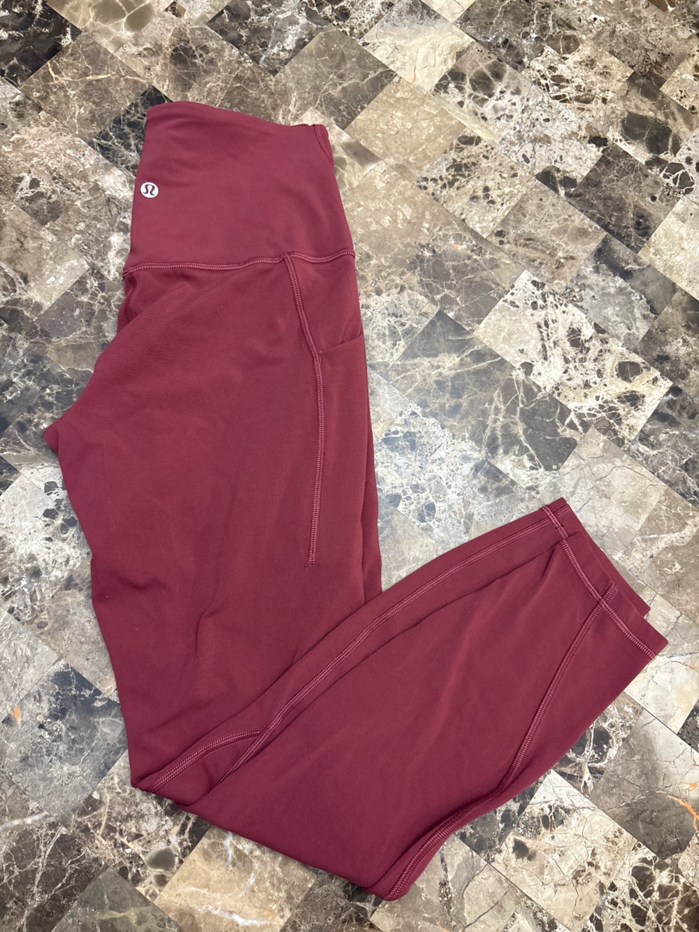 lululemon' Burgundy Athletic Leggings size 6